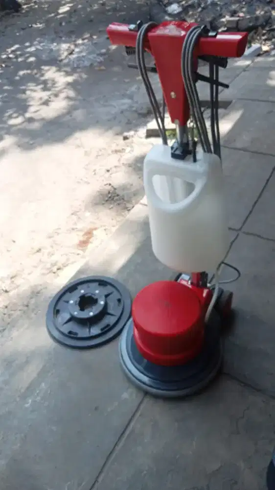 Jasa kristalisasi .cuci karpet .pembersihan kaca gedung outdoor