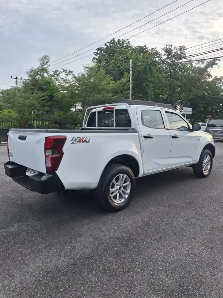 Dijual Isuzu D-Max