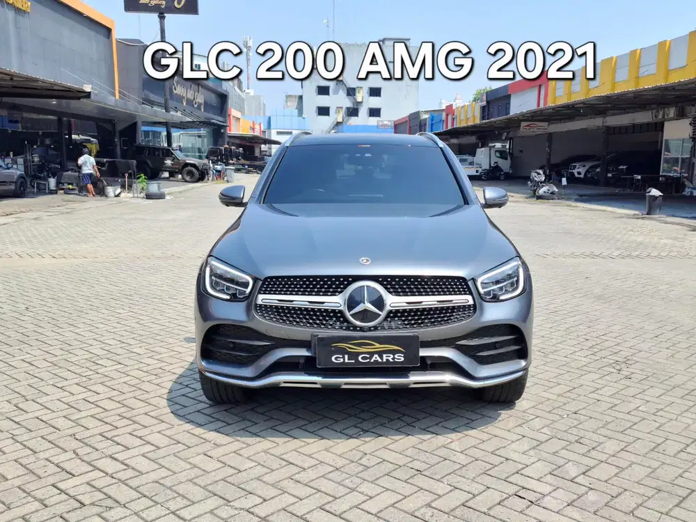 Km 25Rb GLC 200 Cash Amg Nik 2021 Facelift Mercedes Benz GLC200