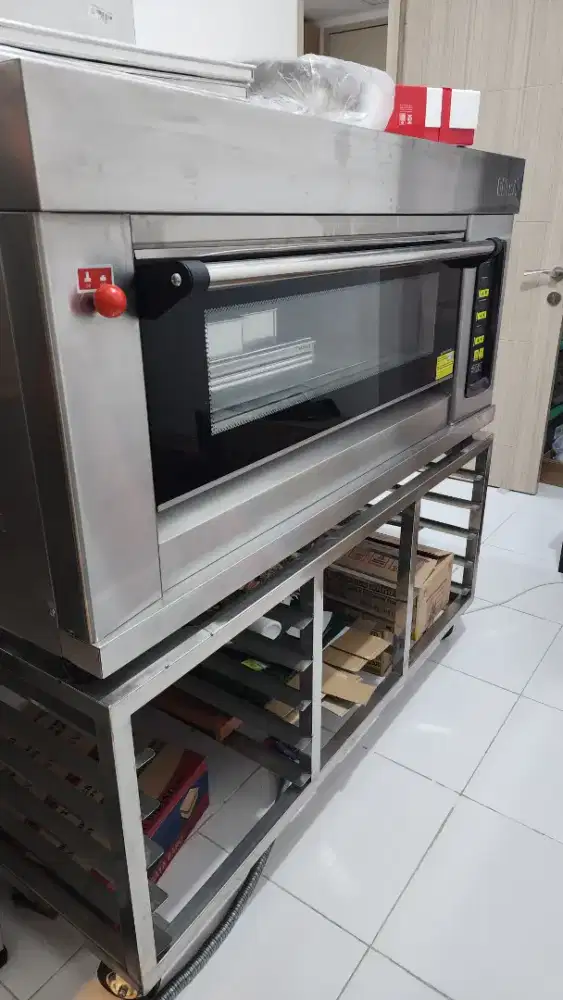 Dijual oven deck merk getra