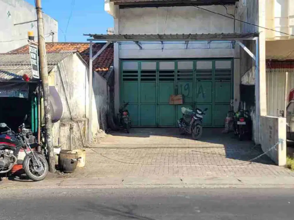 dijual atau disewakan gudang nol jalan