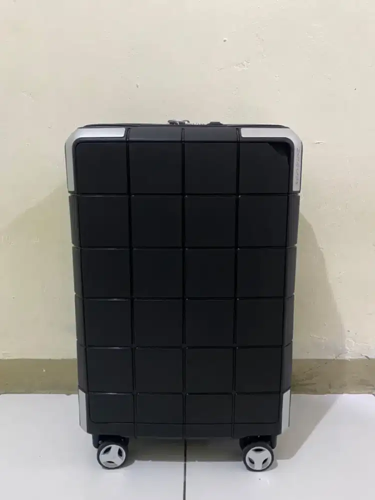 Samsonite Cabin
