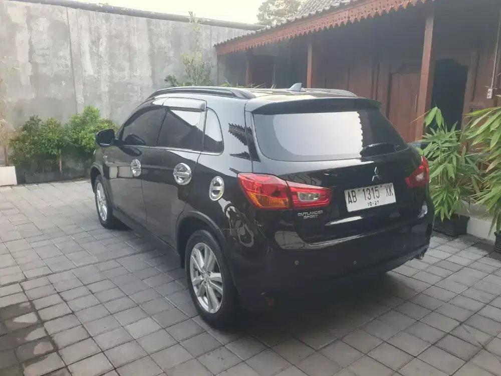 OUTLANDER 2014 MANUAL