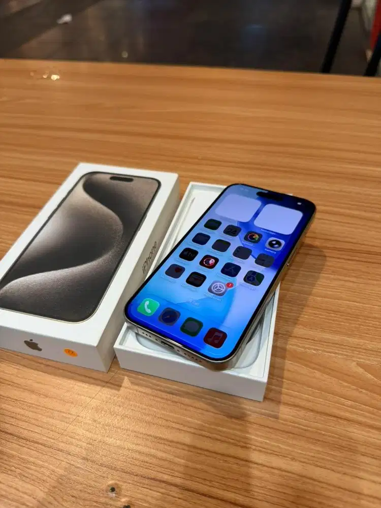 Iphone 15 pro 128GB ex resmi iboxx fulset mulus