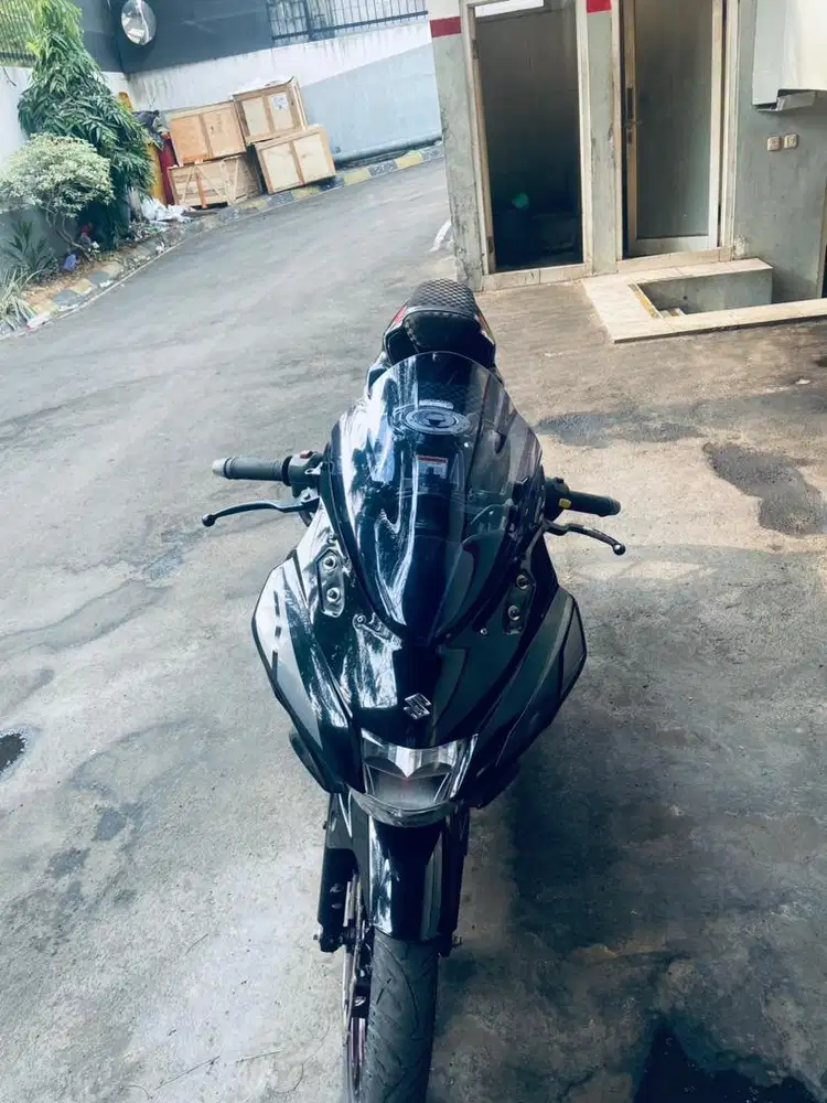 SUZUKI GSX 150R