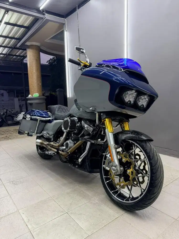 Road Glide 2023 HEDON RATA KANAN