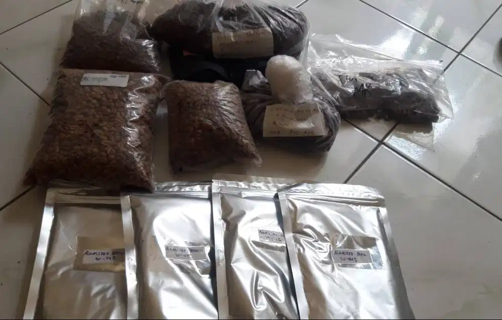 DIJUAL STOK KOPI Green Bean, Roasted dan Cacao Powder