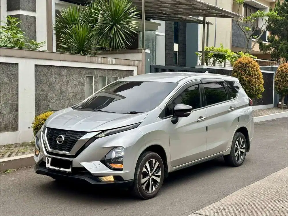 (lowkm) New Livina VE 2019 matic silver at