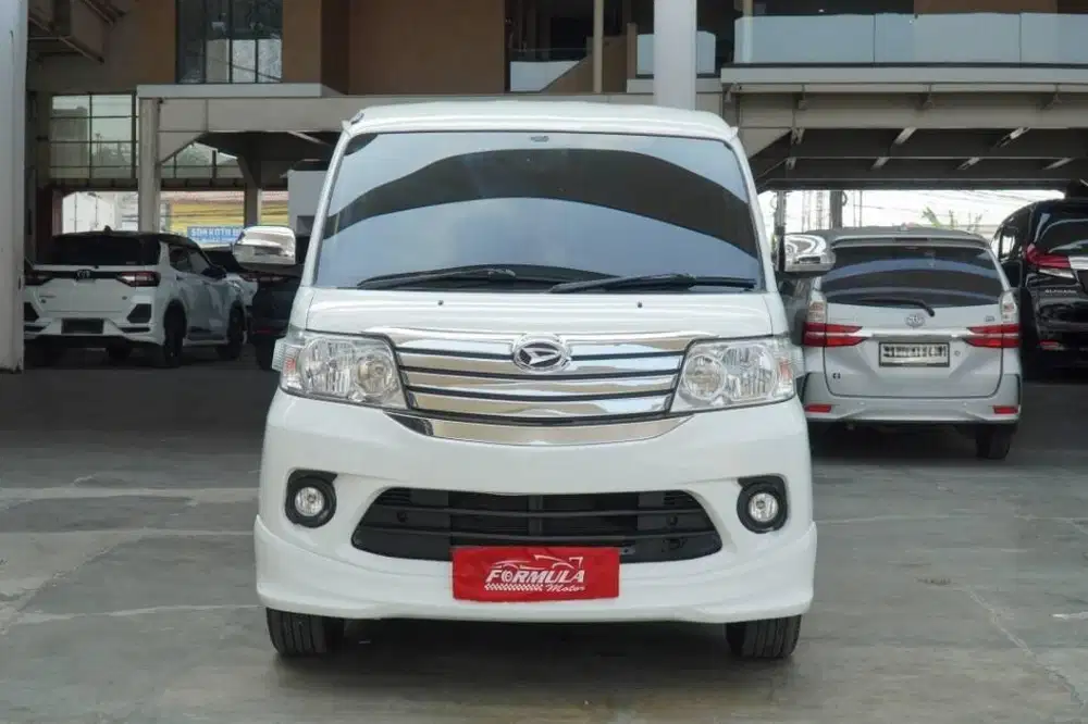 DAIHATSU LUXIO X A/T 2017 PUTIH