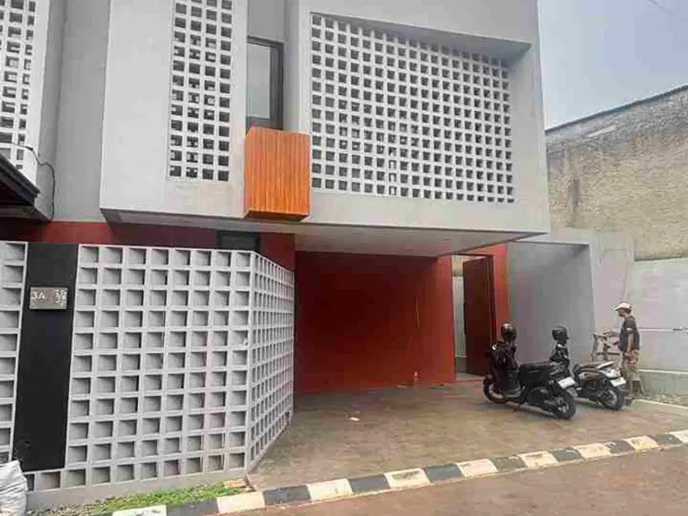 RUMAH BARU DI KOMPLEK BILLYMOON PONDOK KELAPA