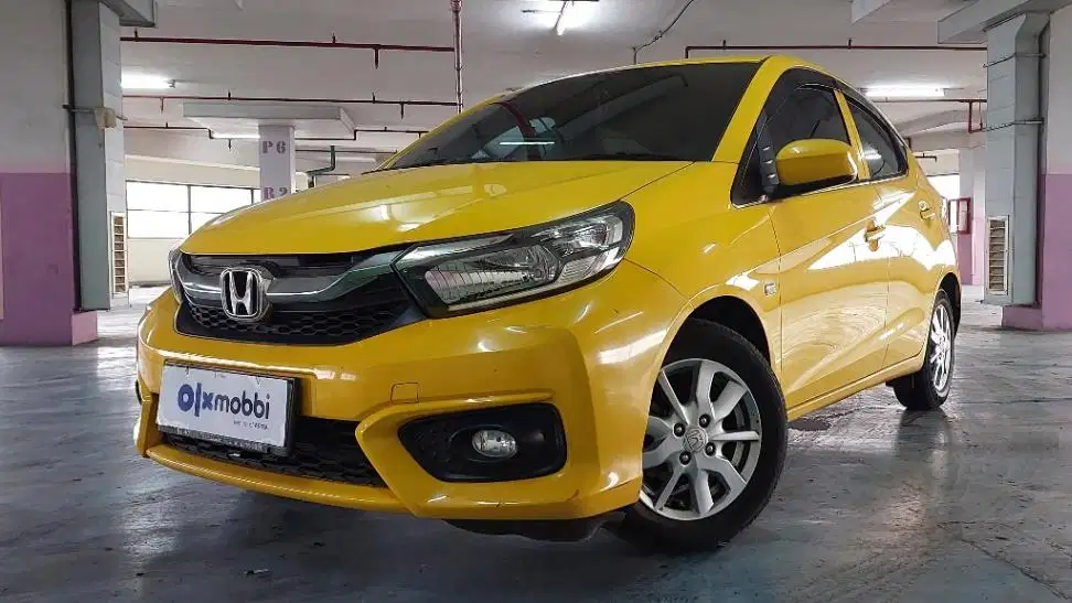 DP 8, JT Honda Brio Satya 1.2 E Bensin-AT Kuning 2023