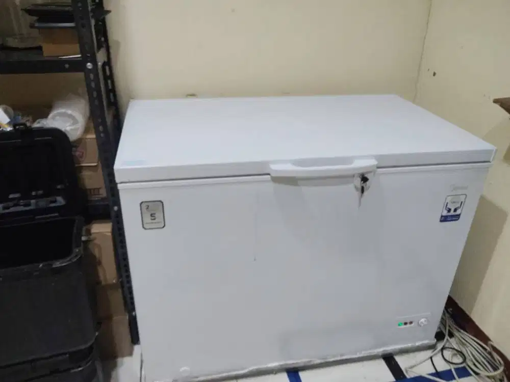 Midea Chest Freezzer HS 390CK