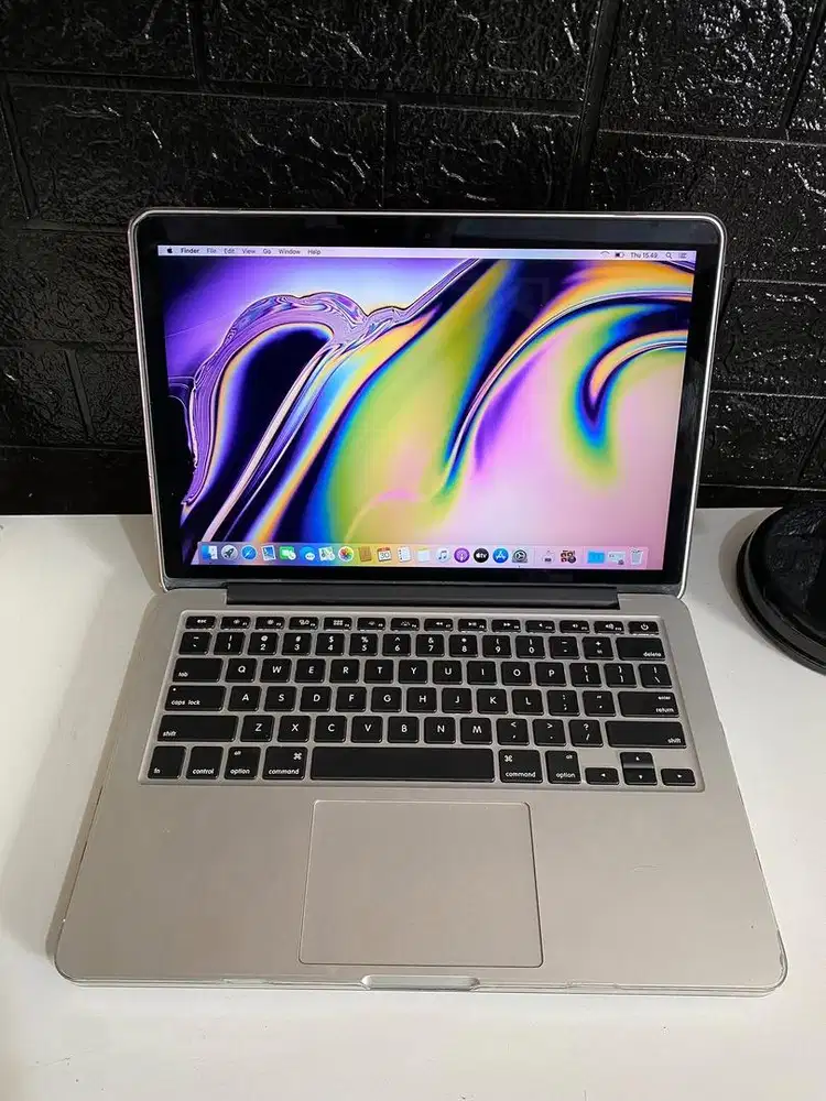 Macbook pro 2015 i5 ram 8gb ssd 128gb