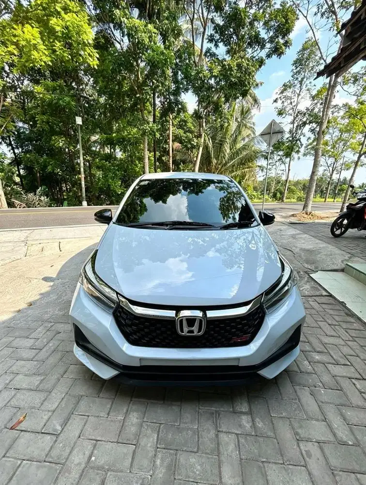 Dijual Brio RS Putih diamond 2024