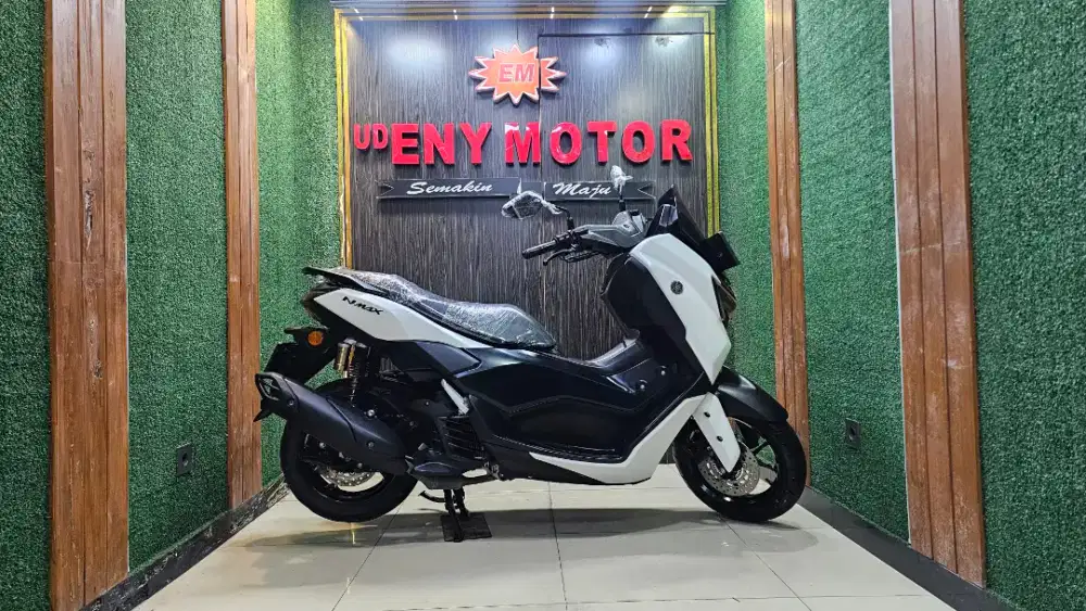 UD ENY MOTOR - Yamaha New Nmax Connected thn 2024 istimewa