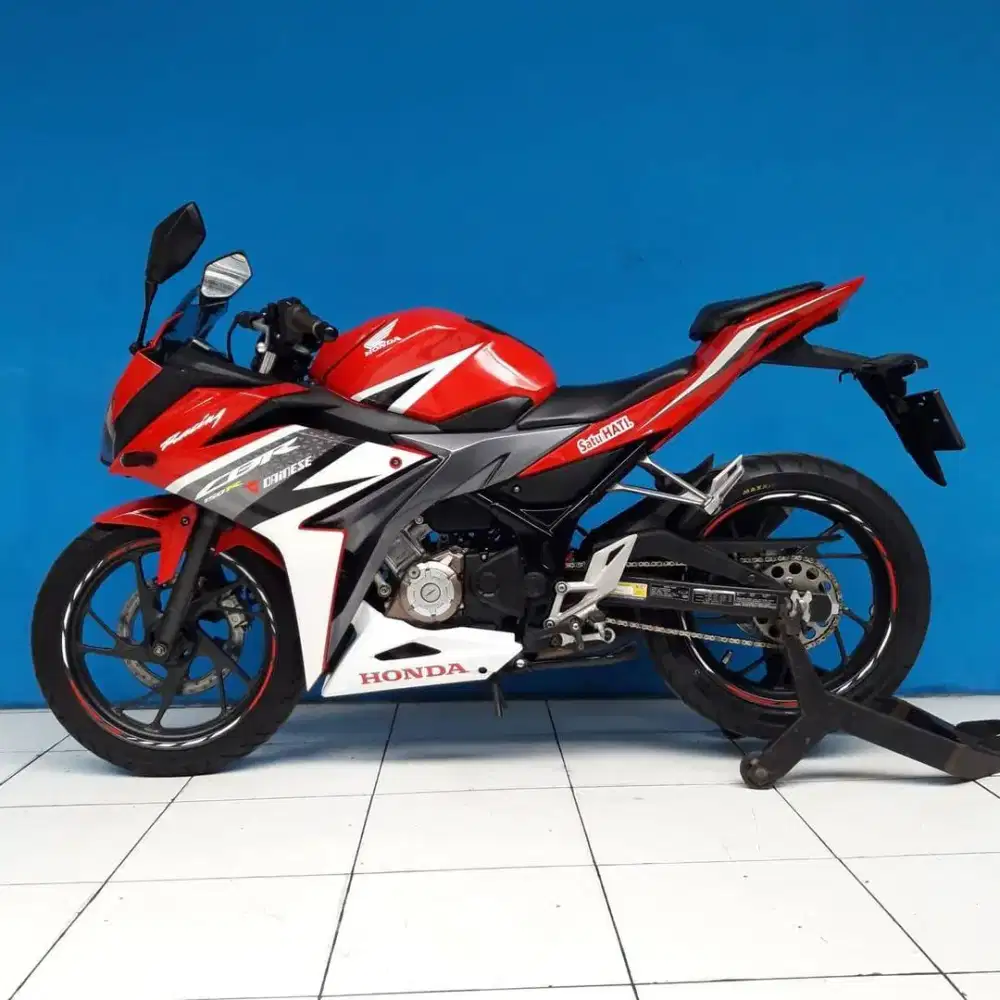 JUAL CEPAT BISA NEGO CBR 150R Facelift 2017 Ori Mulus NOPOL JAKARTA