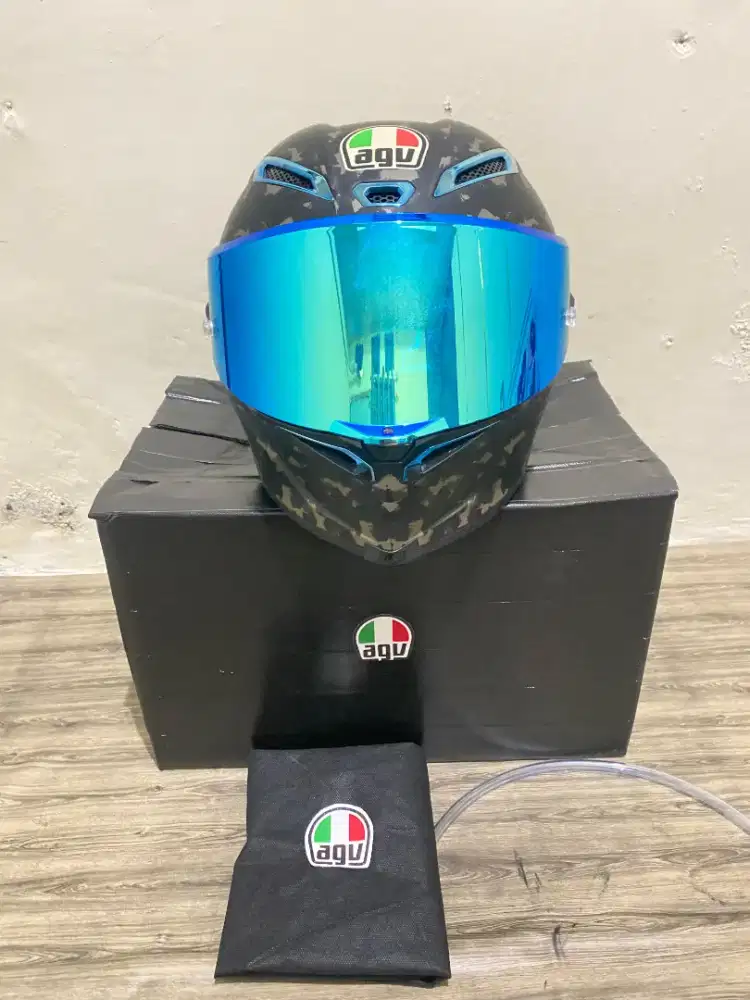 Helm AGV Pista Gprr Futuro ( Clone 1:1) , FRP