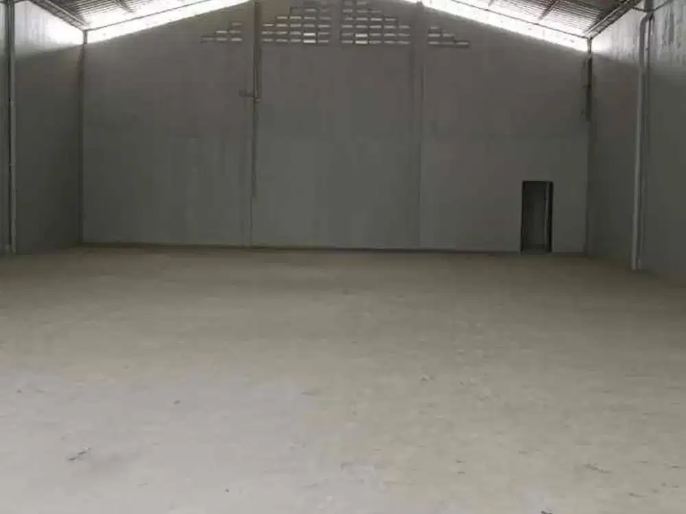 JUAL DAN SEWA GUDANG RENOV TOTAL 525 M2 KAYU BESAR AKSES 40 FEET