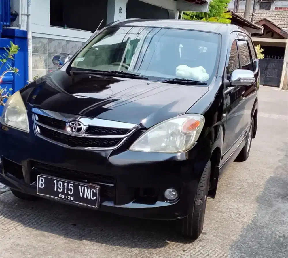 Toyota Avanza 2011 Bensin