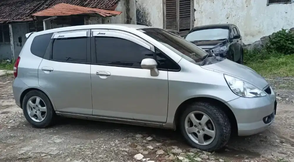 Honda Fit Built Up 1.5 AT 2003