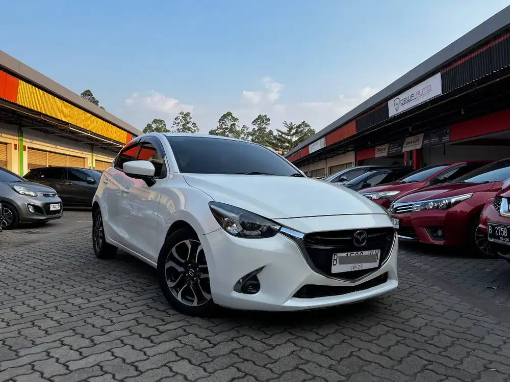 MAZDA 2 R SKYACTIVE 2017 DP 5 JT!!!