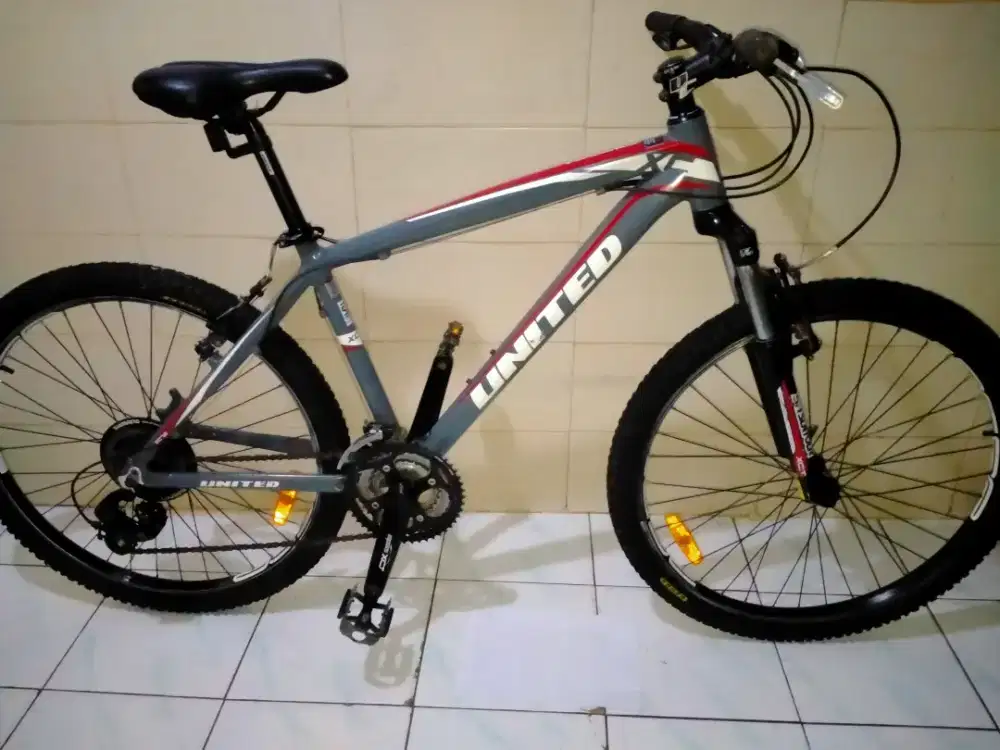 sepeda united xc72