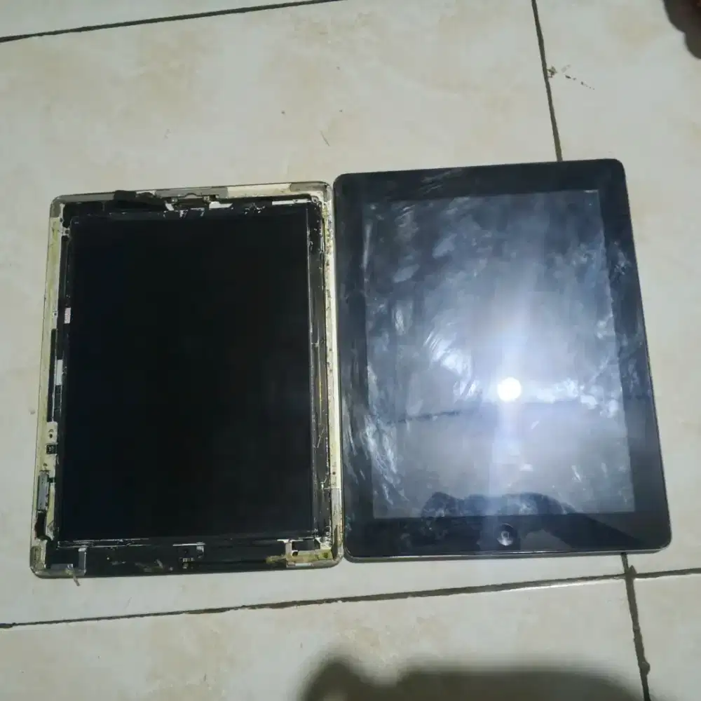 ipad 2 minus tc sama batre