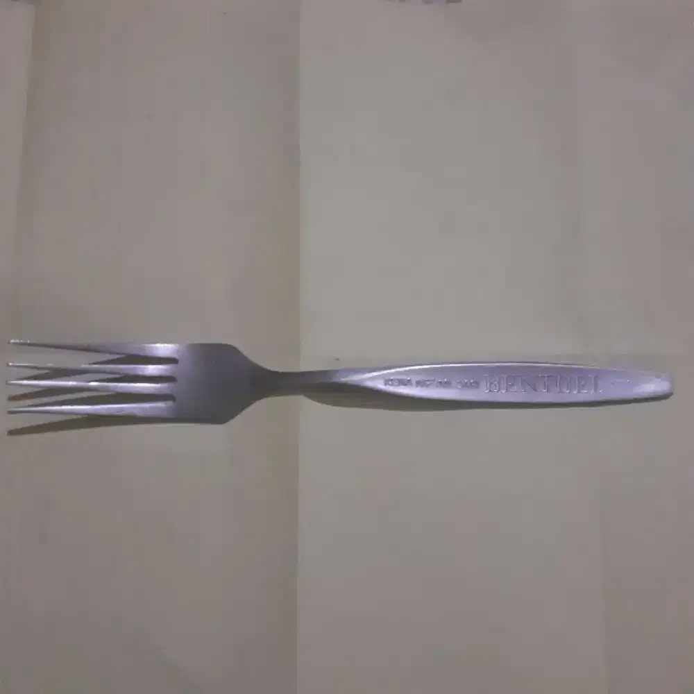 Souvenir Garpu dari BENTOEL