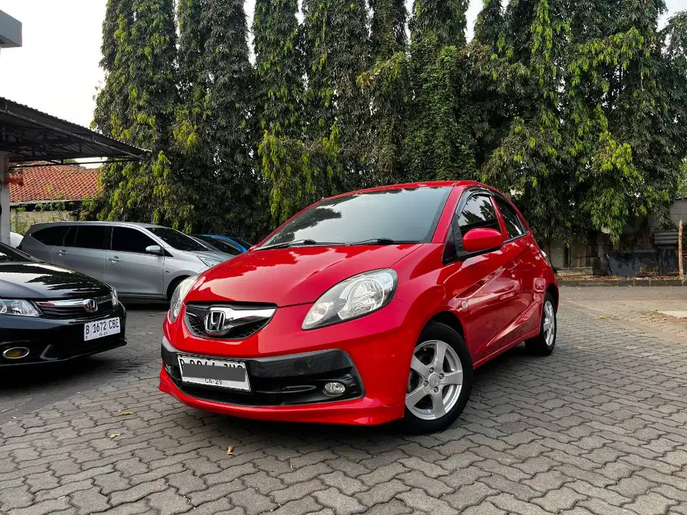 HONDA BRIO E AT RED EDITION DP 5 JT!!!