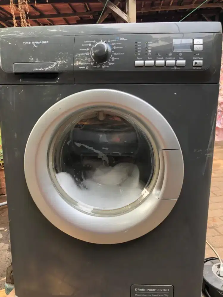 Mesin Cuci Electrolux EWF 1073A 7kilo