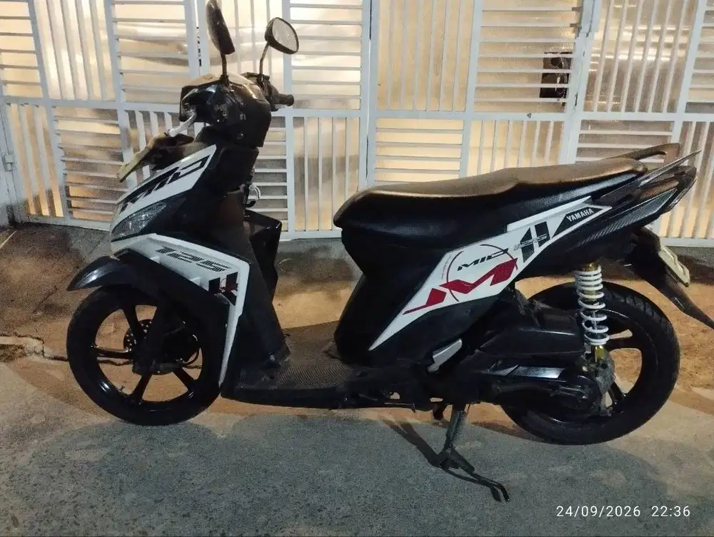 Mio m3 2015 putih rapi siap pakai