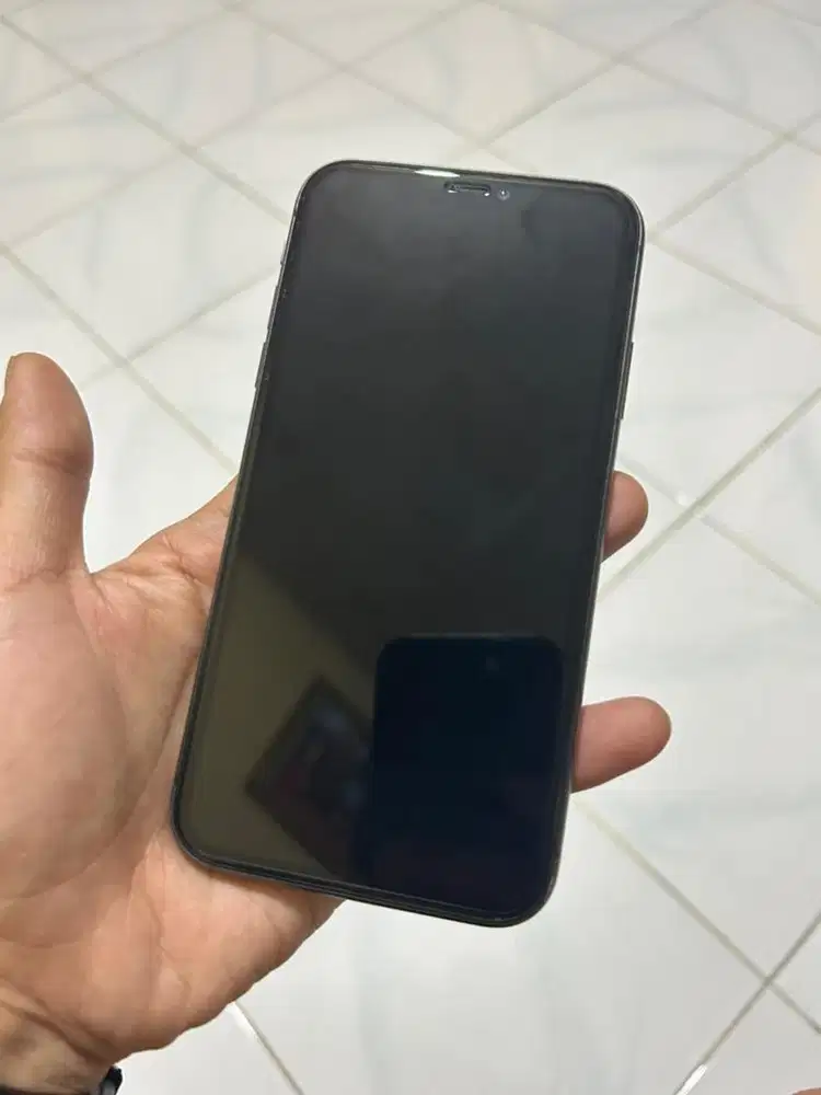 Iphone 11 64gb garansi ex ibox