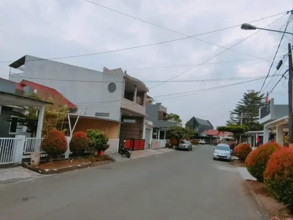 Rumah siap full furnished di kawasan elite puri dago mas utama Antapani