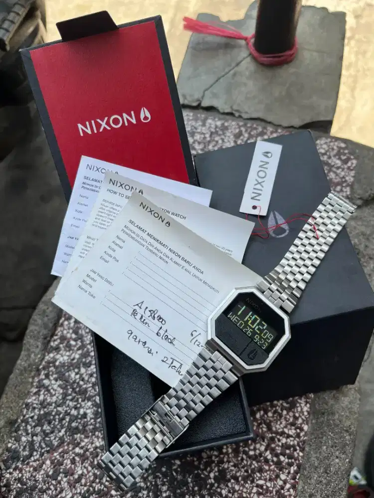 Nixon Re Run silver
