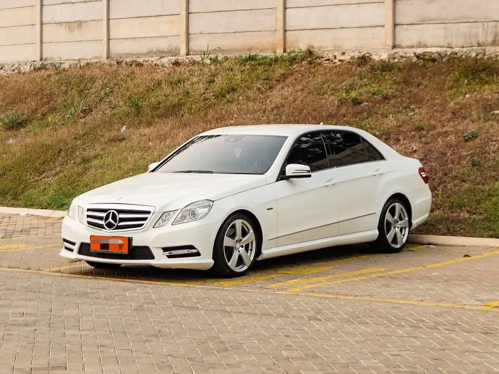 Mercedes-Benz E250 2012 Bensin