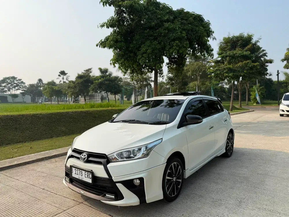 Toyota Yaris TRD Automatic 2017 Sunroof