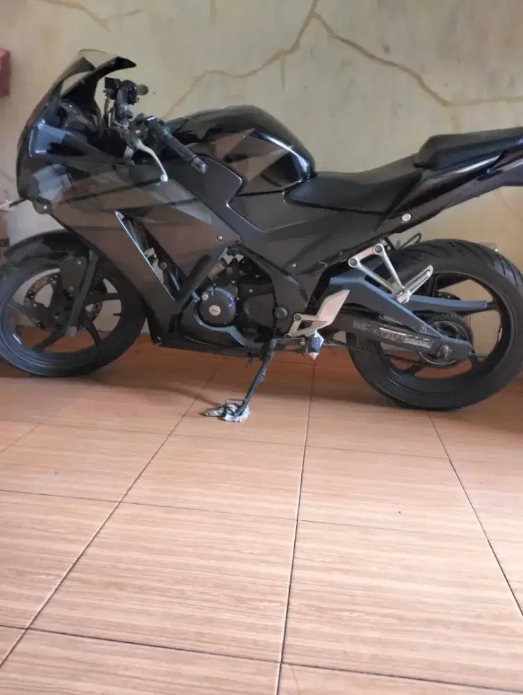 FOR SALE CBR 150 2015