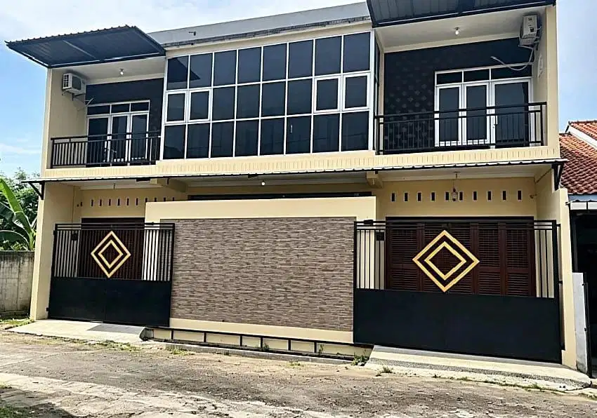 DIJUAL RUMAH JL WANARA MAJAPAHIT PEDURUNGAN SEMARANG