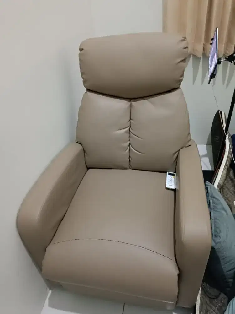 Preloved Sofa Recliner bisa untuk rebahan