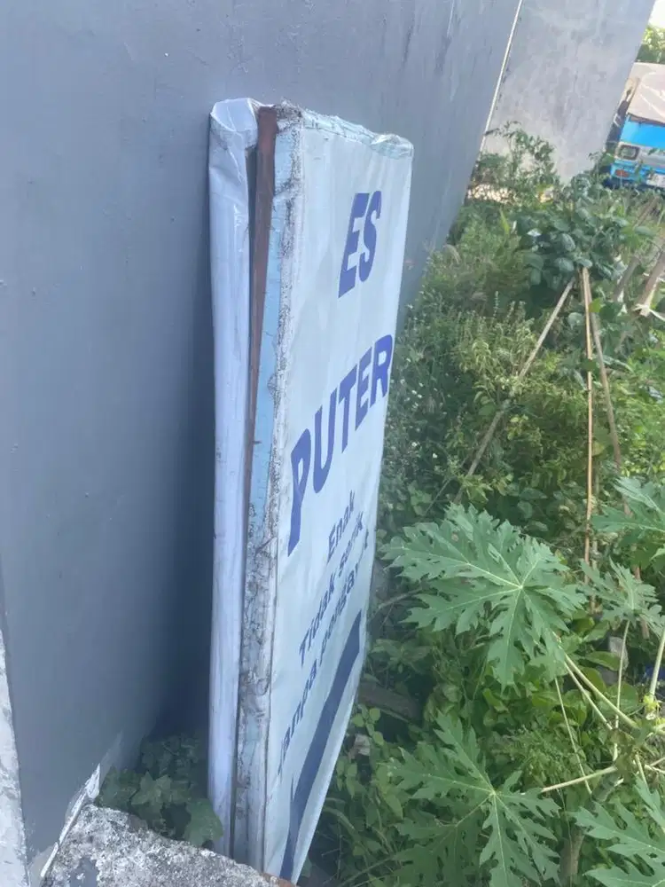 Papan jalan dari besi alumunium berat buat isi spanduk