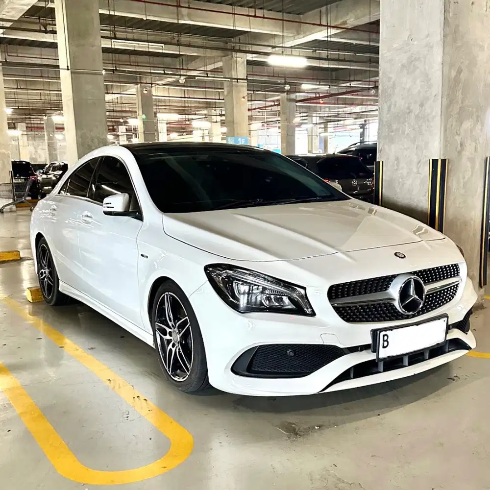 Mercedes Benz CLA 200 AMG Facelift Sunroof