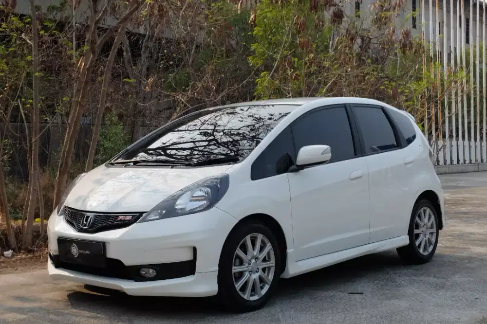 Honda Jazz RS 1.5 Manual MT 2013