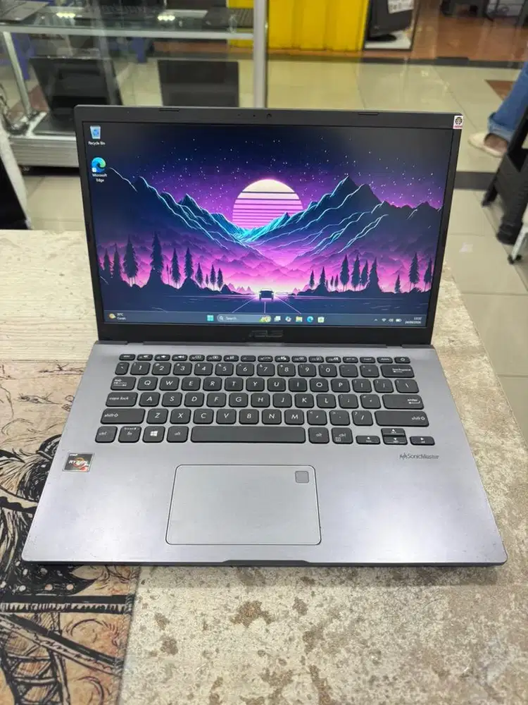 ASUS VIVOBOOK 14 RYZEN 3 8/128 gb/ hdd 1Tb Second