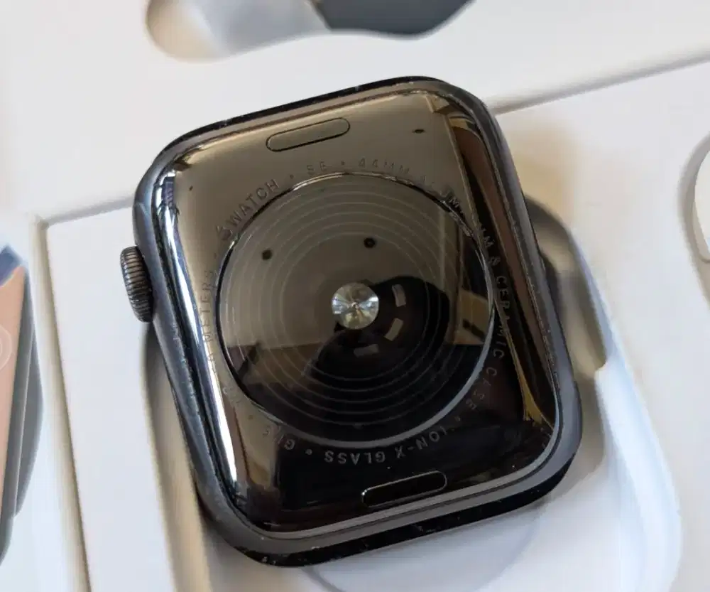 Apple Watch SE 44mm Space Gray
