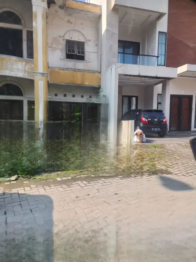 Dijual Rumah Komplek Cemara Asri Jalan Rajawali