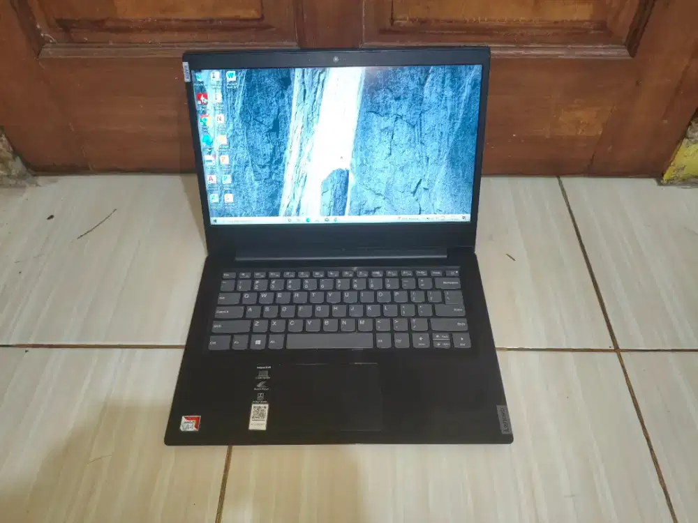 Laptop Lenovo ideapad S145-14AST Ram 4gb HDD 1TB AMD A4-9125 mulusss