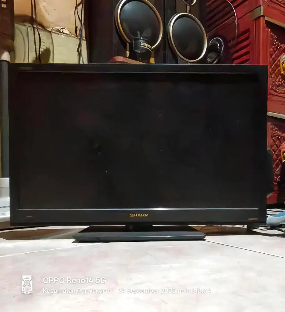 Tv lcd sharp 23 inch