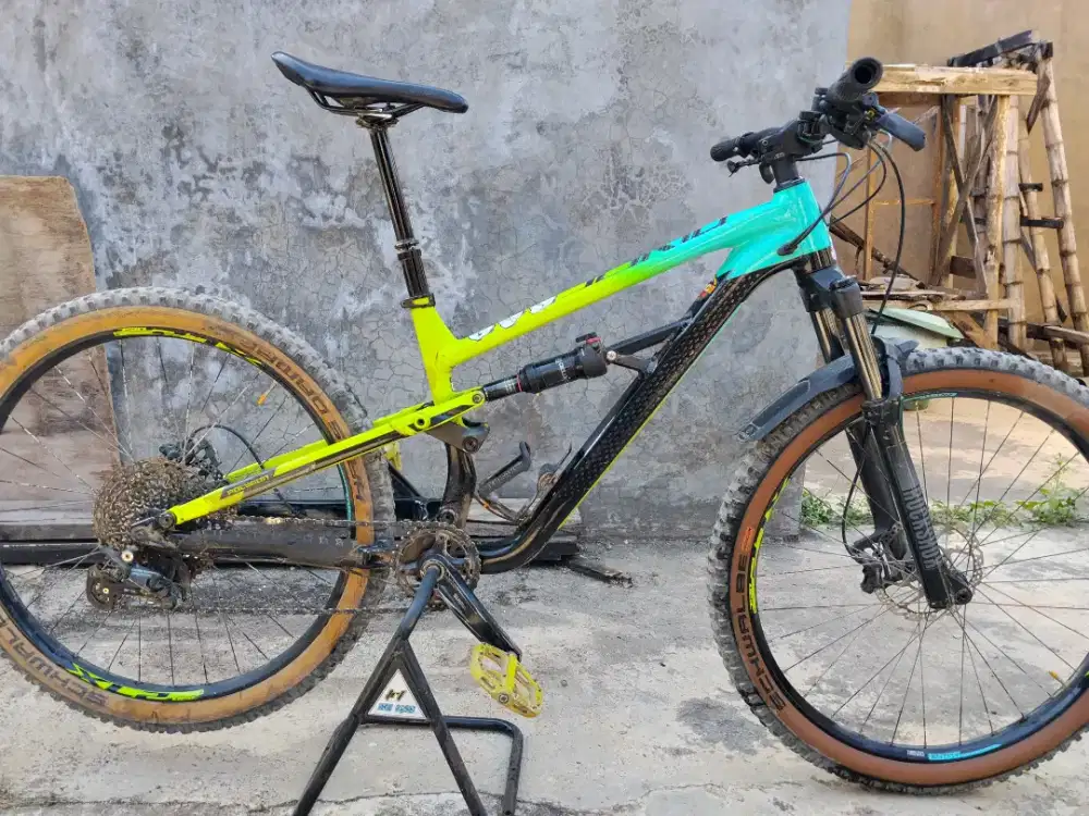 Polygon siskiu T7 2021 like new