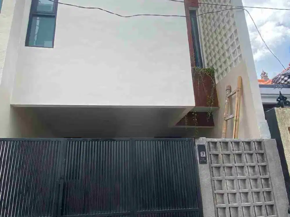 dikontrakkan rumah baru minimalis modern style lokasi di taman griya Jimbaran