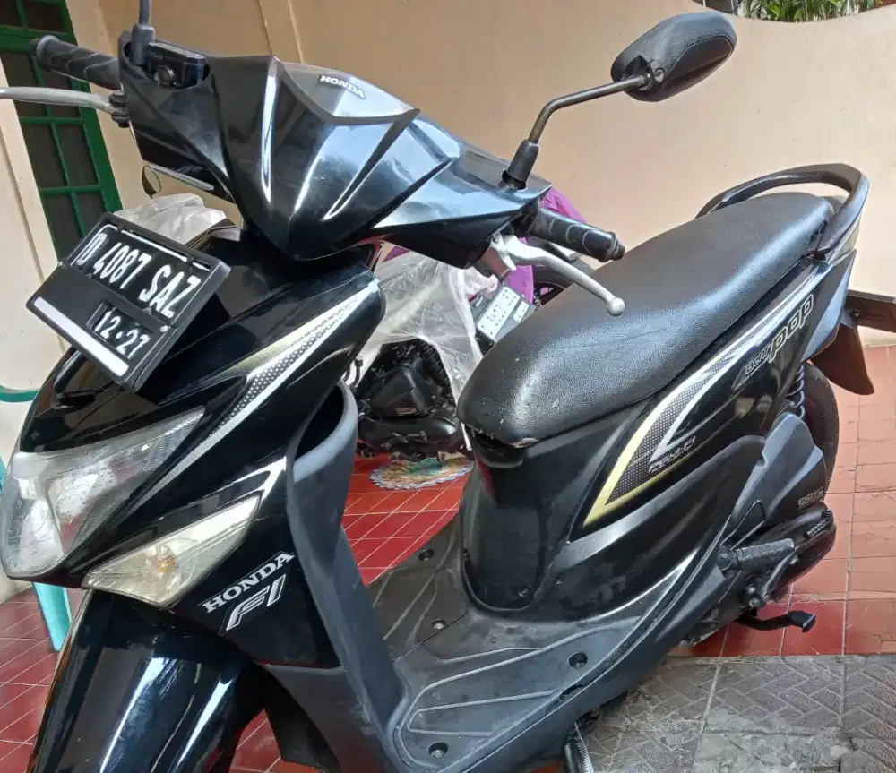 Honda Beat Pop Fi 2016 Hitam full ori mulus siap pakai.